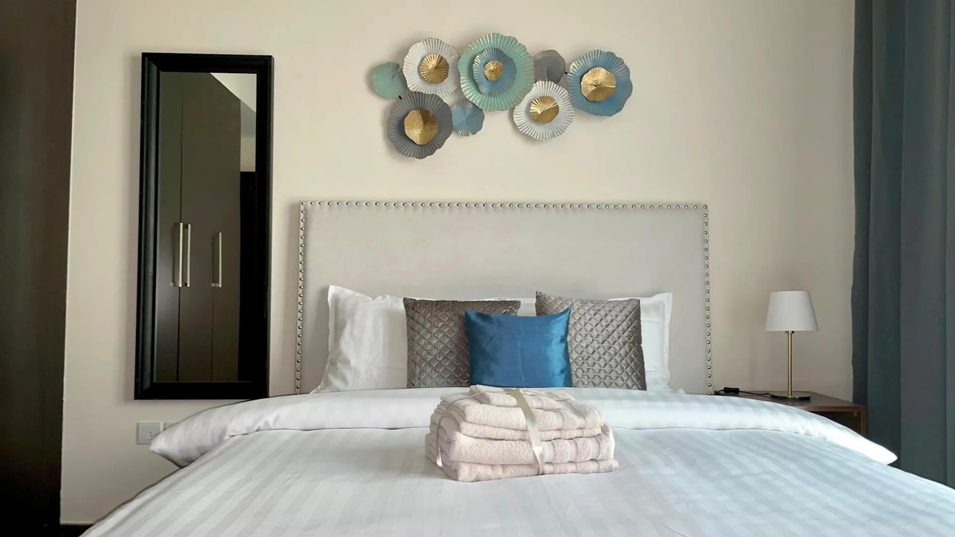 Elite Lux Holiday Homes - Two Bedroom Apartment Direct Metro Access In Al Furjan, Dubai 0*,  United Arab Emirates